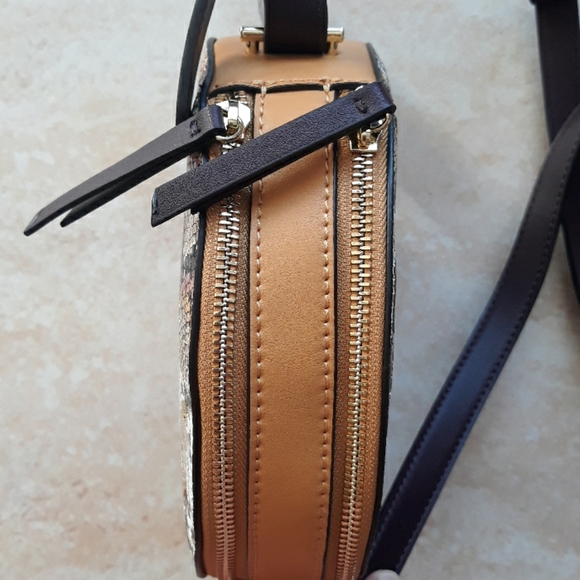 Nine West round crossbody bag - Picture 5 of 16